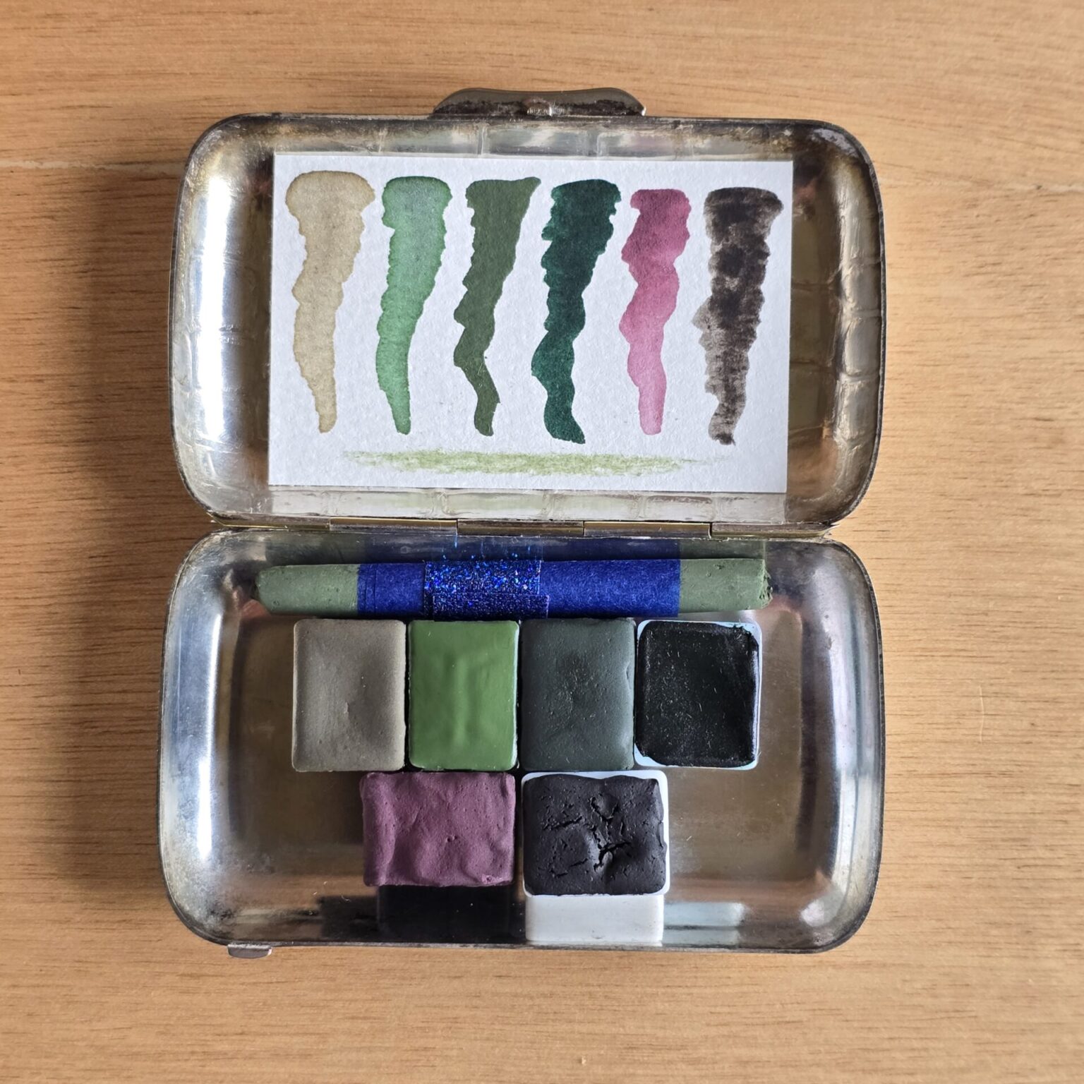 Boîte aquarelle peau de croco